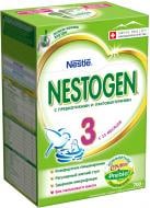 Суха молочна суміш Nestle Nestogen 3 700 г 7613033440168