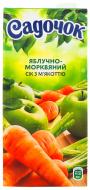 Сік Садочок Яблучно-морквяний з м'якоттю 0,95л