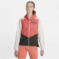 Ветровка женская весенняя Nike W NK SF TRAIL JKT DC8041-814 р.M бежевая с розовым