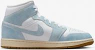 Кроссовки женские демисезонные WMNS AIR JORDAN 1 MID SE HQ2005-100 р.38 белые с голубым