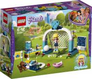 Конструктор LEGO Friends Футбольные тренировки Стефани 41330