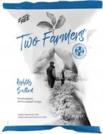 Чипсы Two Farmers картофельные с солью 150 г