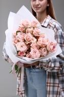 Букет современный из 25 нежно-розовых роз 50 см (S)