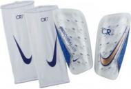 Щитки футбольные Nike Mercurial Lite CR7 DV3090-910 р. XL белый с синим