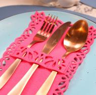 Конверт для столовых приборов Аплі Краплі Easter 24x14 см малиновый