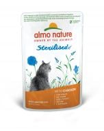Консерва для стерилизованных котов Almo Nature Holistic Functional Cat с курицей 70 г