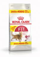 Корм сухий для домашніх та вуличних кішок Royal Canin Fit 32 2 кг +400 г домашня птица, рис 2,4 кг