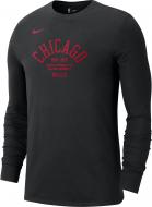 Футболка Nike CHI M NK CTS TM ELMNT LS TEE DA5891-010 р.XL черный