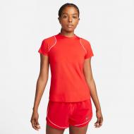 Футболка Nike DQ5948-696 р.S красный