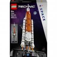 Конструктор LEGO Technic Ракета с системой космического запуска NASA Artemis 42221