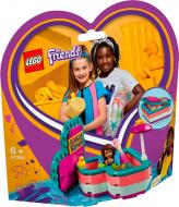 Конструктор LEGO Friends Коробка-сердце: лето с Андреа 41384 Конструктор LEGO Friends Коробка-сердце: лето с Андреа 41384