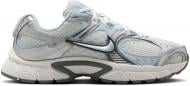 Кроссовки женские Nike W V5 RNR HQ7901-103 р.40,5 белые Кроссовки женские Nike W V5 RNR HQ7901-103 р.40,5 белые