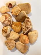 Грунт для аквариума Біонік Галька Радужний камень 10-20 мм 5 кг