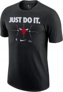 Футболка Nike CHI M NK ES NBA JDI SS TEE FQ6270-010 р.M черный Футболка Nike CHI M NK ES NBA JDI SS TEE FQ6270-010 р.M черный