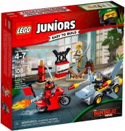 Конструктор LEGO Juniors Напад акули 10739