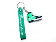 Брелок для ключей Кроссовок зеленый