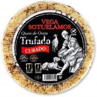 Сыр овечий Vega Sotuelamos овечий с трюфелем 55% 200 г