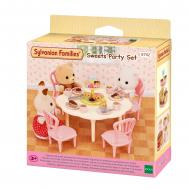 Игровой набор Sylvanian Families Стол со стульями и набором для сладкой вечеринки" 5742
