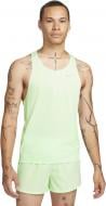 Футболка Nike Fast FN4229-376 р.XL зеленый