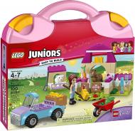 Конструктор LEGO Juniors Ферма у валізці Мії 10746