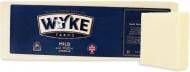 Сыр WYKE FARMS Чеддер белый Mild 51% развесной