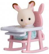 Ігровий набір Sylvanian Families Кроленя на дитячому стільці