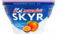 Йогурт Яготинське 1,8% с высоким содержанием белка с фруктовой начинкой Персик-маракуйя Skyr 140 г