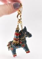 Брелок для ключей Svitla с лошадкой из бисера и кистью