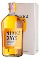 Виски Nikka Days 40% в подарочной коробке 0,7 л