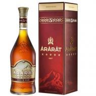 Бренди Ararat 5 лет выдержки 40% в коробке 0,5 л