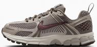 Кроссовки детские Nike VOMERO 5 BG HF6998-200 р.36,5 коричневые