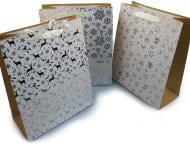 Пакет бумажный подарочный белый с золотистым орнаментом 21x26 см