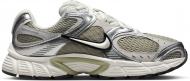 Кроссовки женские демисезонные Nike V5 RNR HQ7901-301 р.41 бежевые