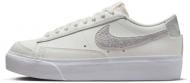 Кроссовки женские демисезонные Nike Blazer Low Platform DQ7571-101 р.41 белые Кроссовки женские демисезонные Nike Blazer Low Platform DQ7571-101 р.41 белые