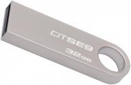 Флеш-пам'ять USB Kingston DataTraveler SE9 32 ГБ USB 2.0 (DTSE9H/32GB) Флеш-пам'ять USB Kingston DataTraveler SE9 32 ГБ USB 2.0 (DTSE9H/32GB)