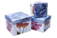 Коробка подарочная 16,5x16,5x13 см W7810-3 в ассортименте