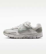 Кроссовки мужские Nike Zoom Vomero 5 SE IH8039-001 р.42,5 серые