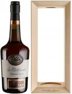 Кальвадос Christian Drouin Calvados Pays d'Auge 2005 деревянная коробка 0,7 л