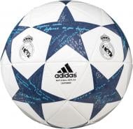 Футбольный мяч Adidas FINALE16 REAL MADRID CAPITANO р. 5 AP0390 Футбольный мяч Adidas FINALE16 REAL MADRID CAPITANO р. 5 AP0390