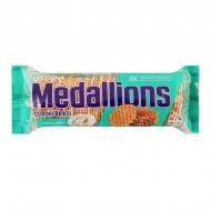 Вафли соленые LEKORNA Medallions с сушеным луком 90 г