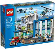 Конструктор LEGO City Полицейский участок 60047