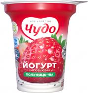 Йогурт Чудо 2.5% с фруктовым наполнителем Клубника-чиа Чудо ст 240г