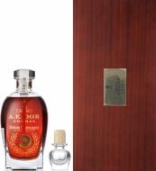 Коньяк A.E.Dor Extra в деревянной коробке 0,7 л