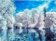 Набор со стразами на подрамнике Ледяная сказка 30x40 см GoToArt