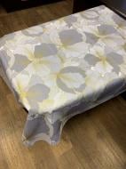 Скатерть Ирис 2-шаровая (ПВХ) 137x100 см мульти Даріана