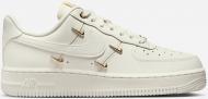 Кроссовки женские демисезонные Nike WMNS AIR FORCE 1 '07 LX CN CN FV3654-111 р.40,5 белые