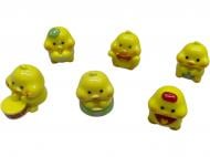 Игрушка-сюрприз Shantou Непослушный цыпленок 3x2.5 см желтый дизайн в ассортименте FY3357