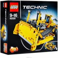 Конструктор LEGO Technic Бульдозер 42028