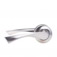 Ручка на розетці ASTEX AT-CORNU ROSE без замикання нікель