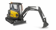 Экскаватор Bruder Volvo ECR40 02465 Экскаватор Bruder Volvo ECR40 02465